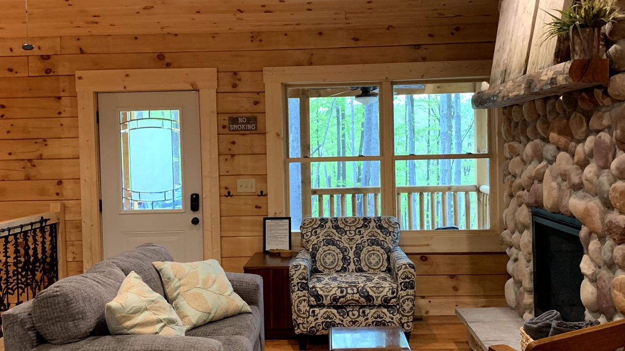 Photo of Bedroom in Laurelville