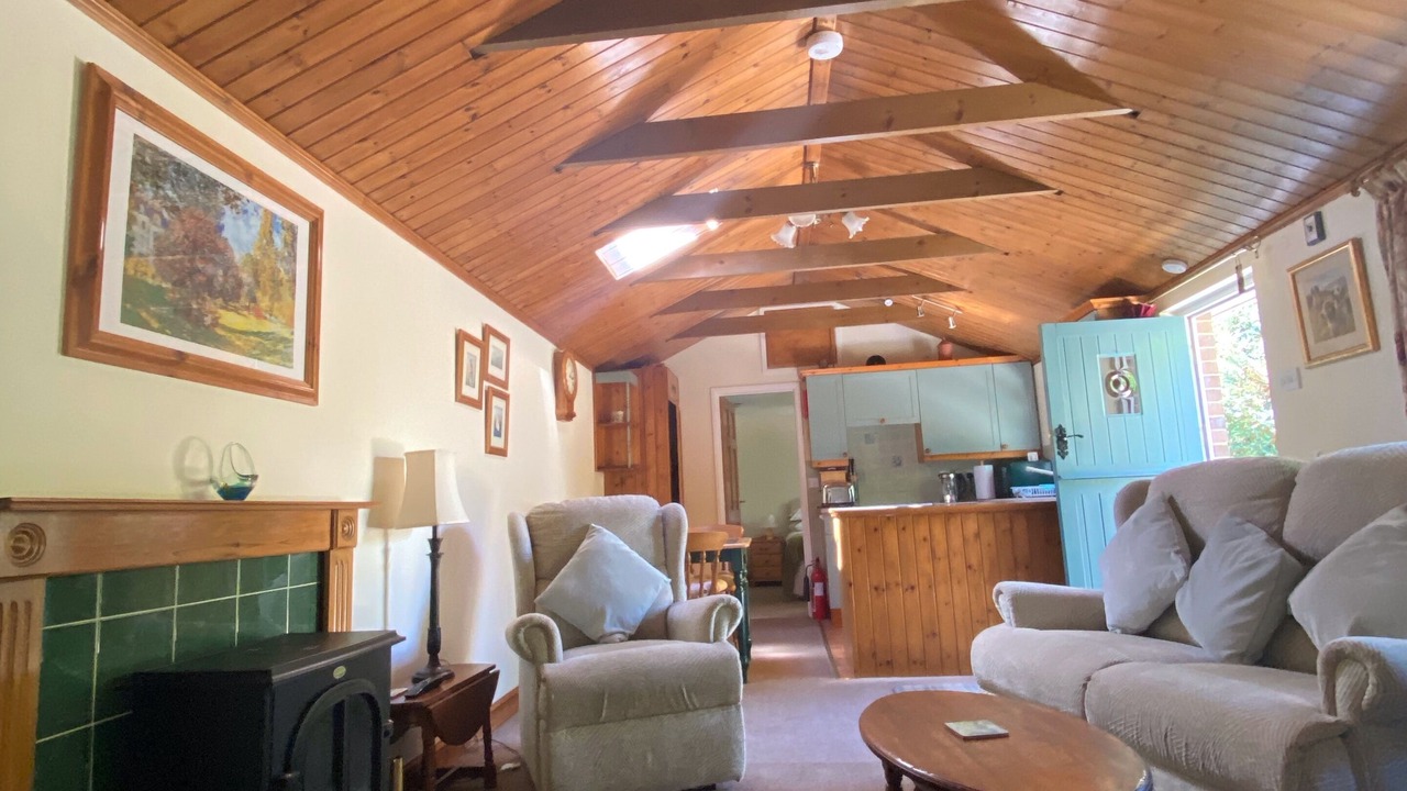 Photo of Livingroom in East Knighton