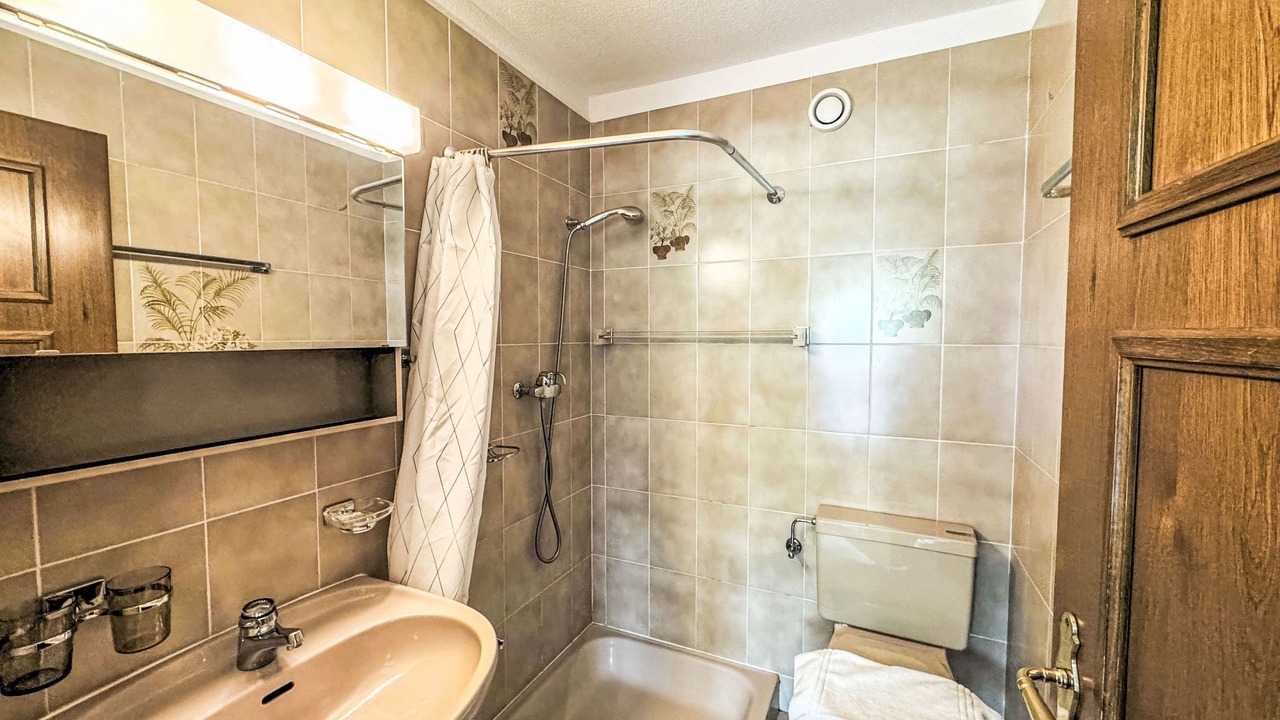 Photo of Bathroom in Surlej