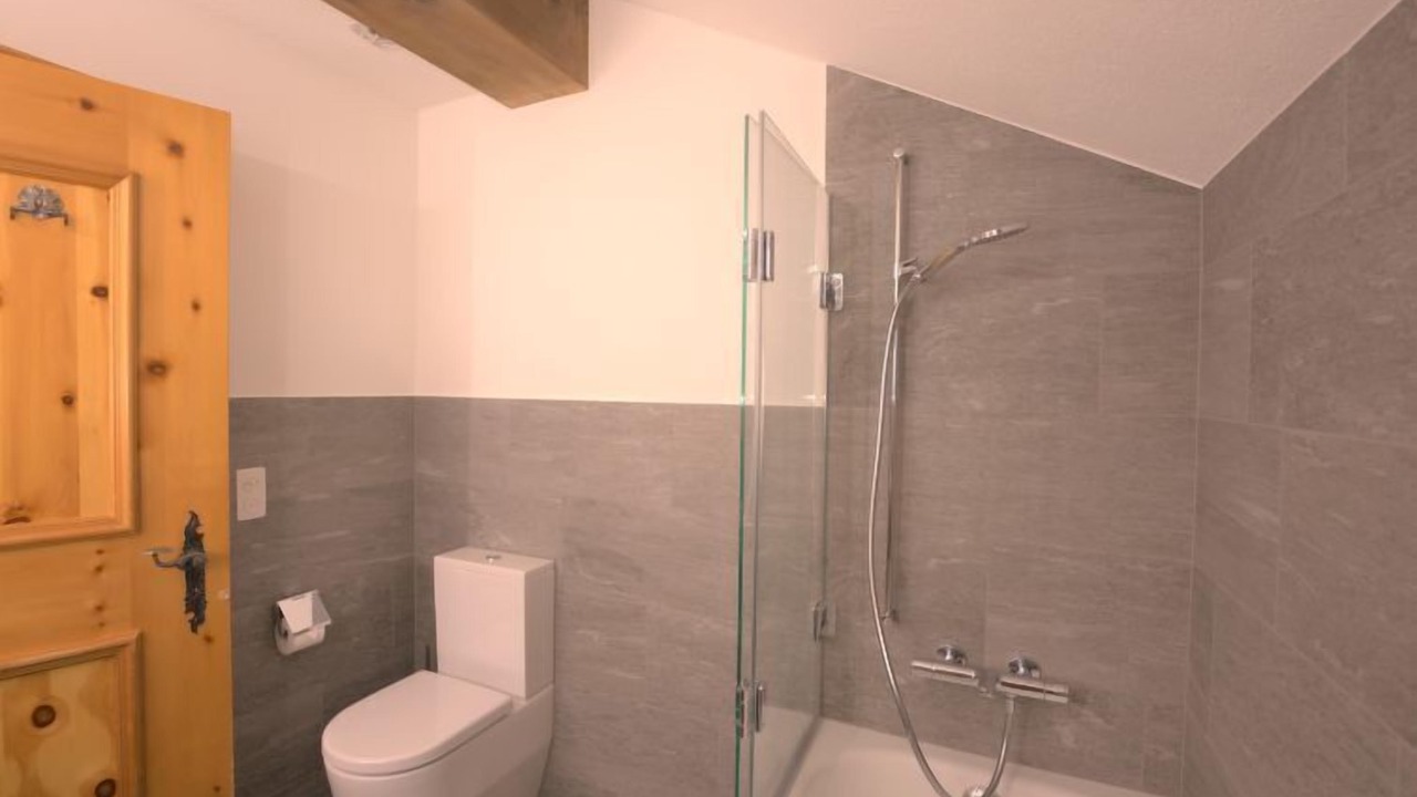 Photo of Bathroom in Surlej