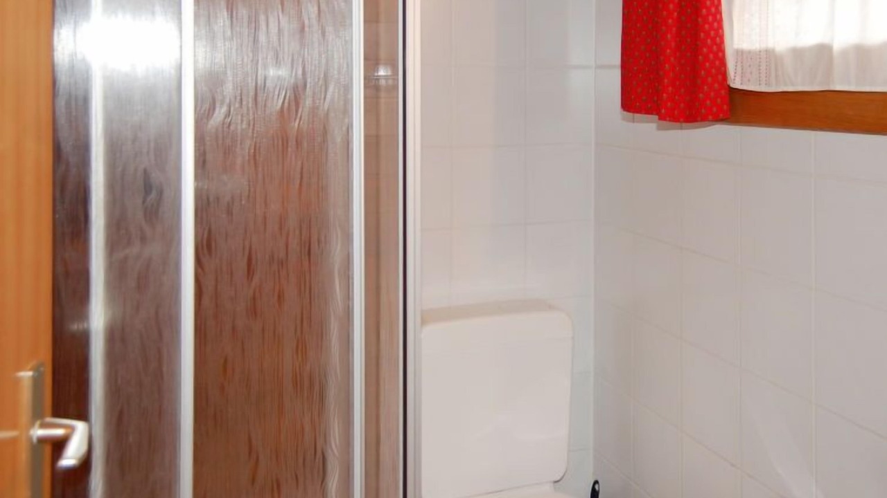 Photo of Bathroom in Saint-Pierre-de-Clages