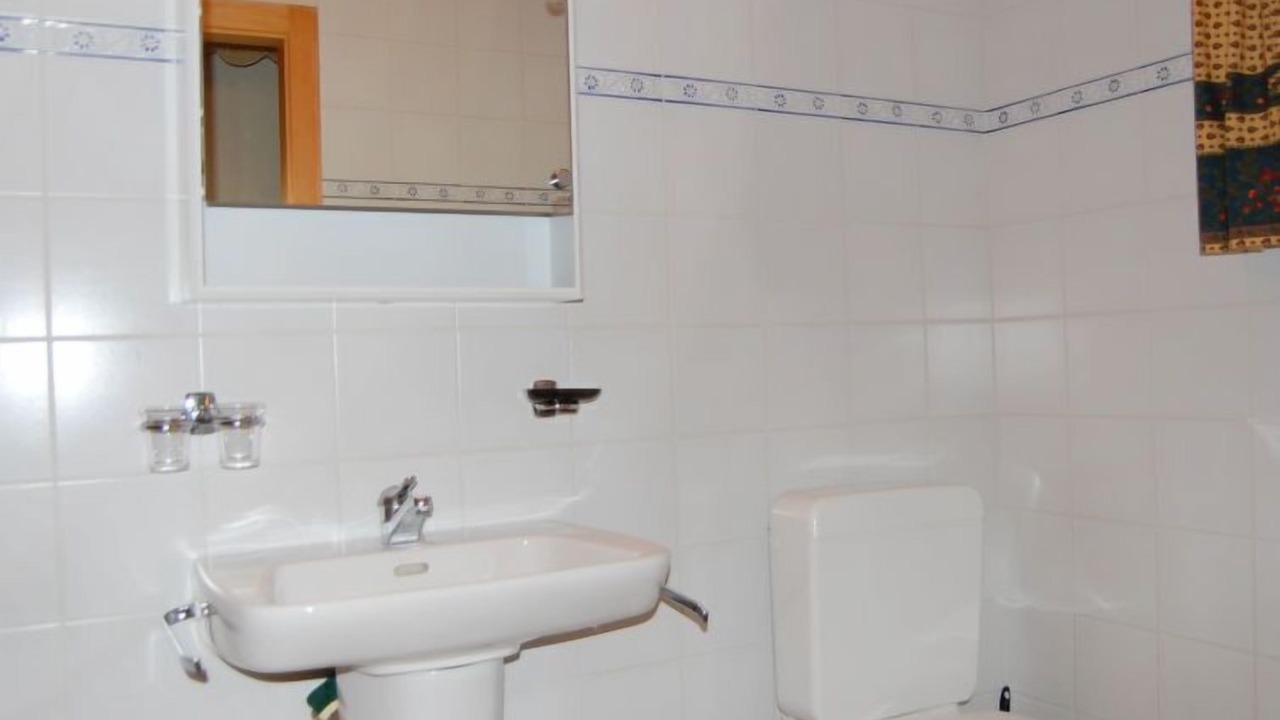 Photo of Bathroom in Saint-Pierre-de-Clages
