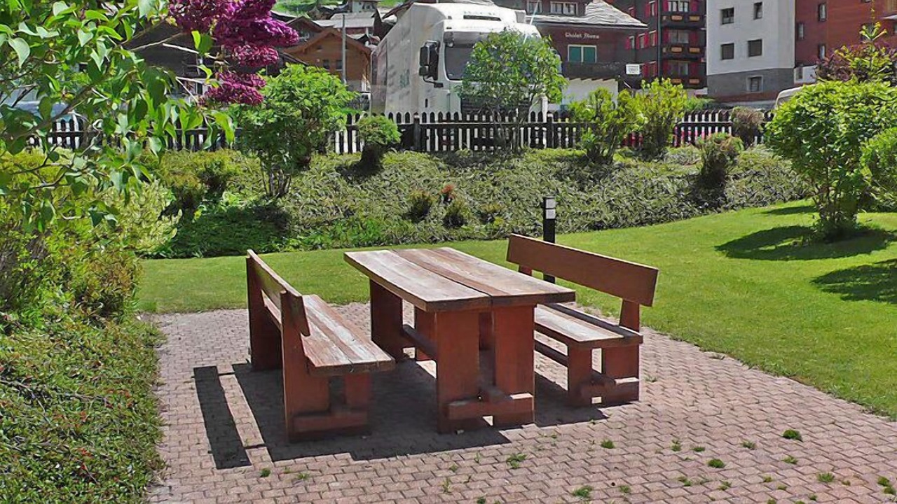 Photo of Outdoor in Graechen