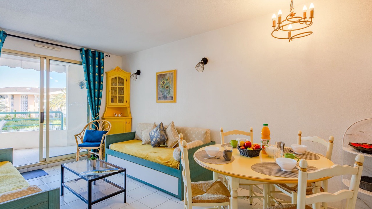 Photo of Bedroom in Frejus Port