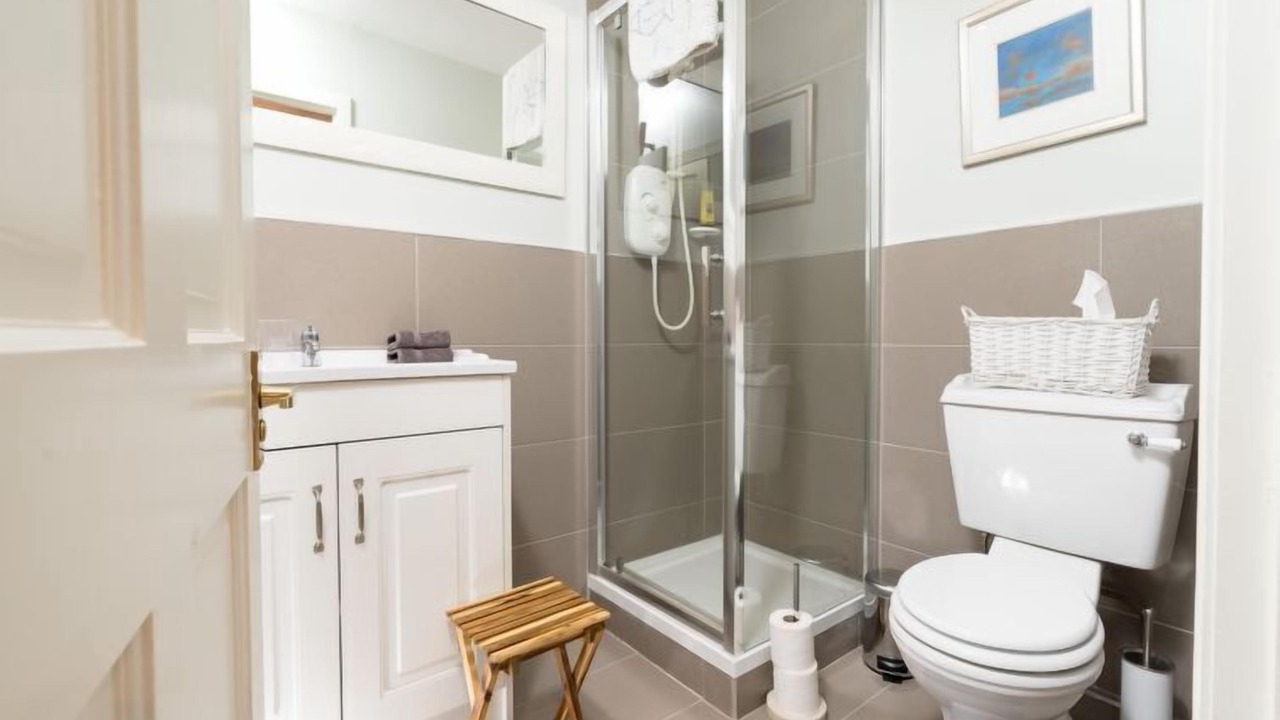 Photo of Bathroom in Alexandria