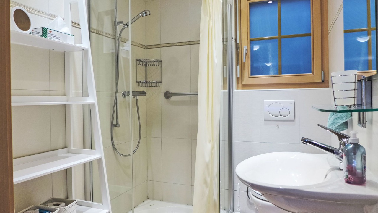 Photo of Bathroom in Beatenberg