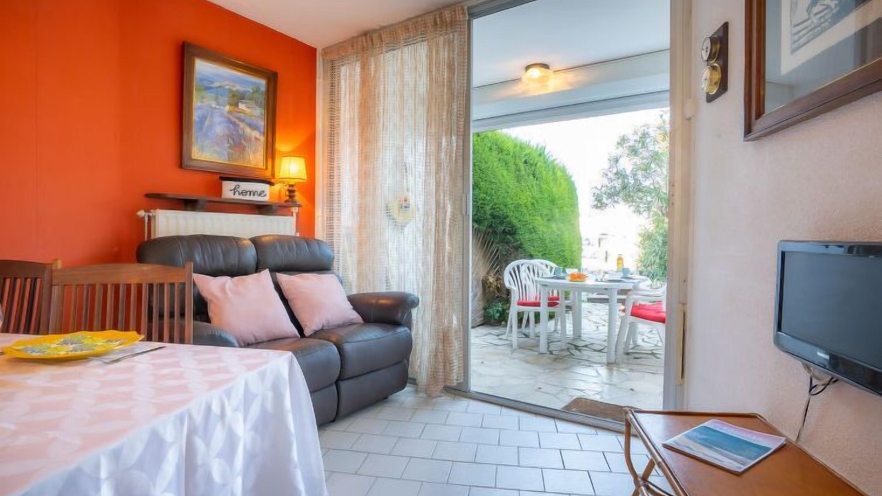 Photo of Livingroom in Le Grau-Du-Roi