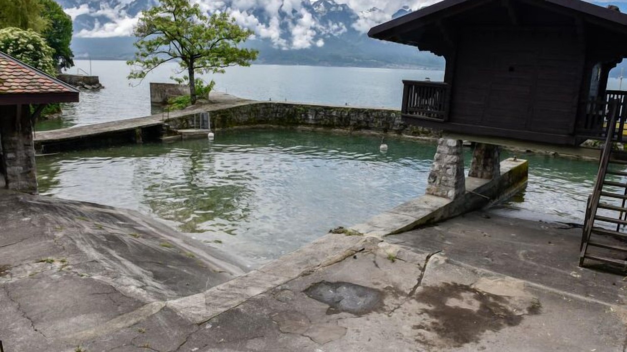 Photo of Others in Montreux