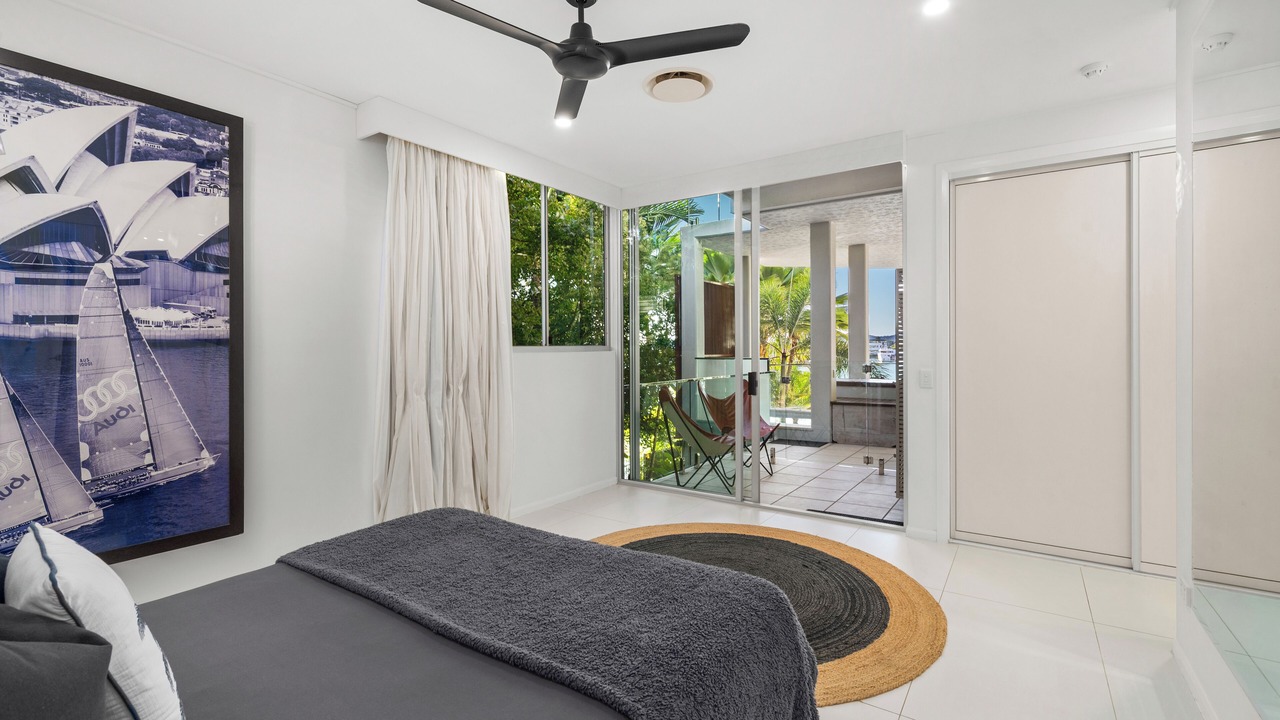 Photo of Bedroom in Hamilton Island