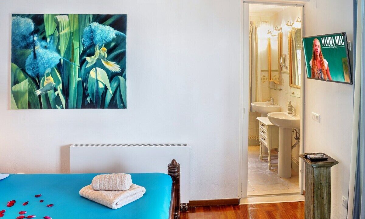 Photo of Bedroom in Plaka