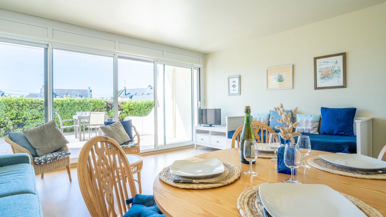 Photo of Bedroom in Quiberon