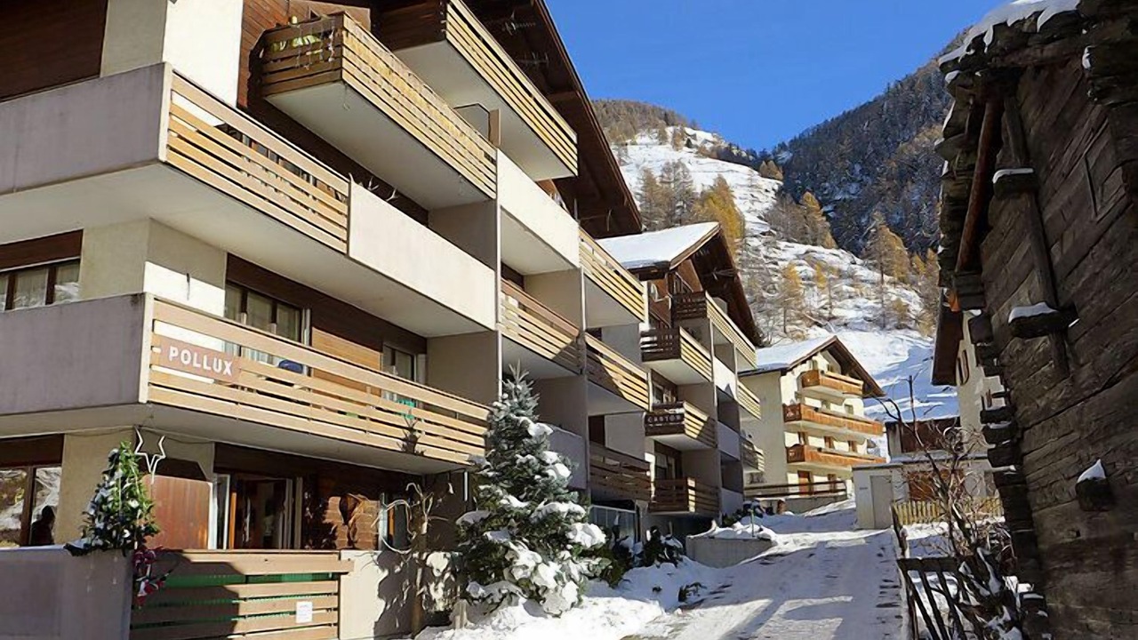 Photo of Outdoor in Taesch