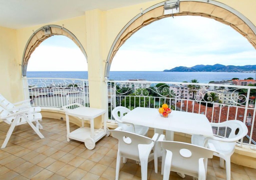 Photo of Patio Balcony in La Croix des Gardes
