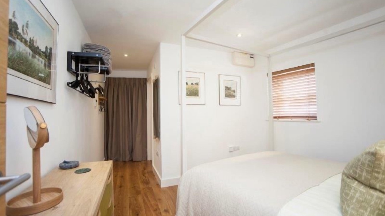 Photo of Bedroom in Bath