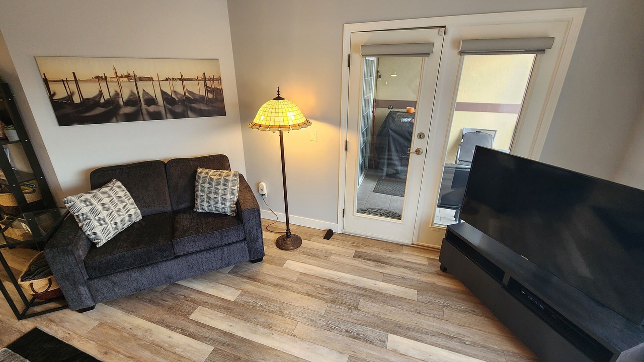 Photo of Livingroom in Okanagan-Similkameen