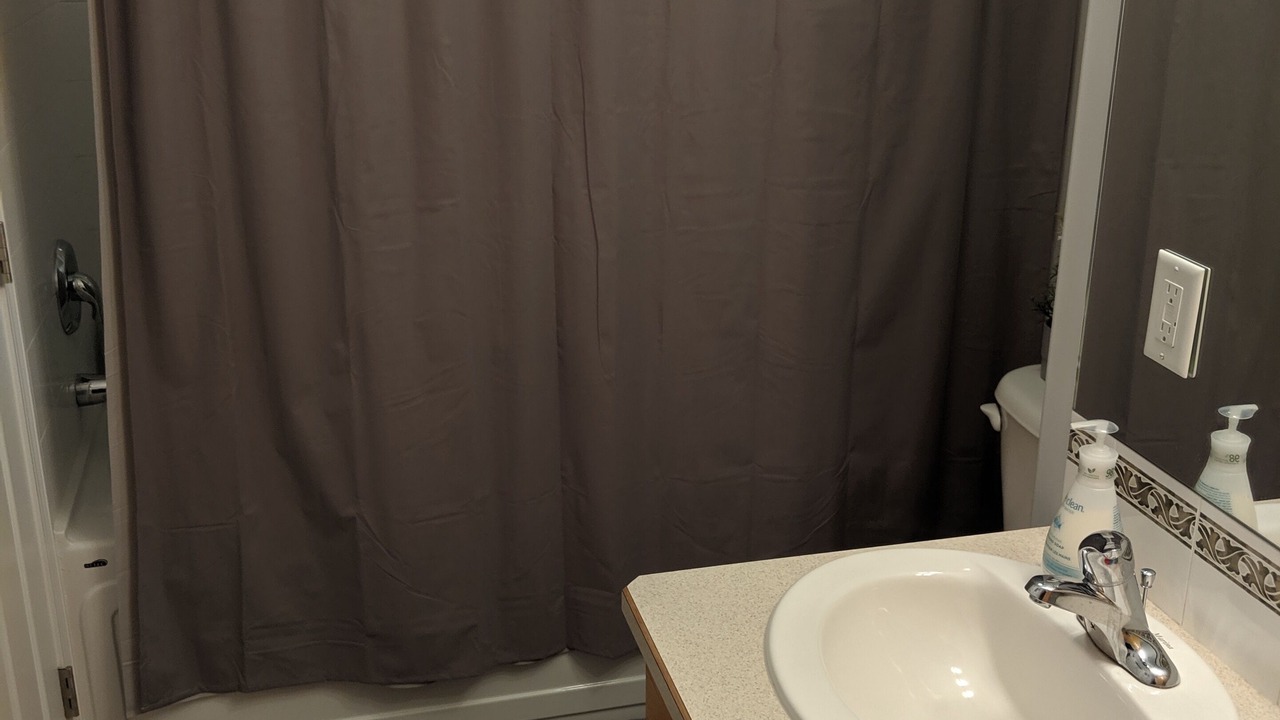 Photo of Bathroom in Okanagan-Similkameen