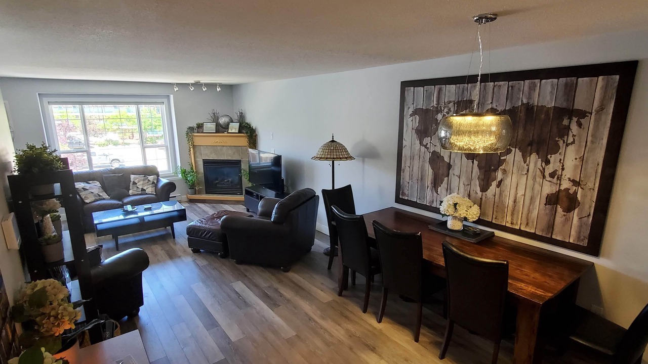 Photo of Livingroom in Okanagan-Similkameen