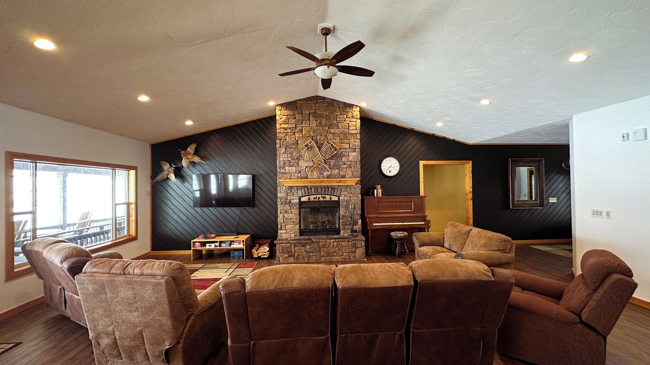 Photo of Livingroom in Ashton