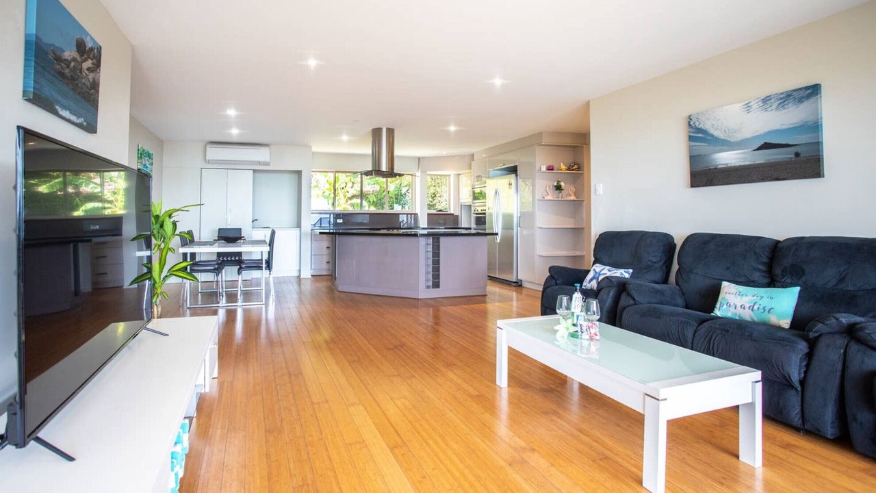 Photo of Livingroom in Cannonvale