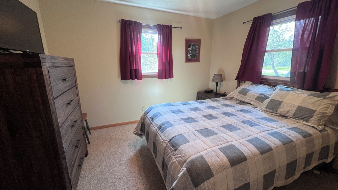 Photo of Bedroom in Eagle River