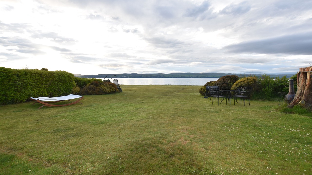 Photo of Outdoor in Toward
