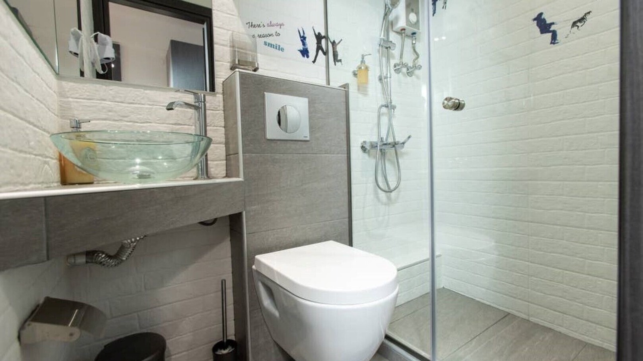 Photo of Bathroom in Thessaloniki City Centre
