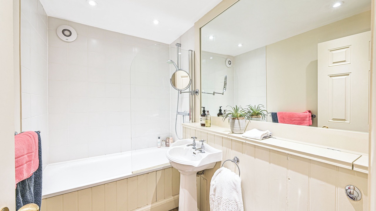 Photo of Bathroom in Knightsbridge and Belgravia