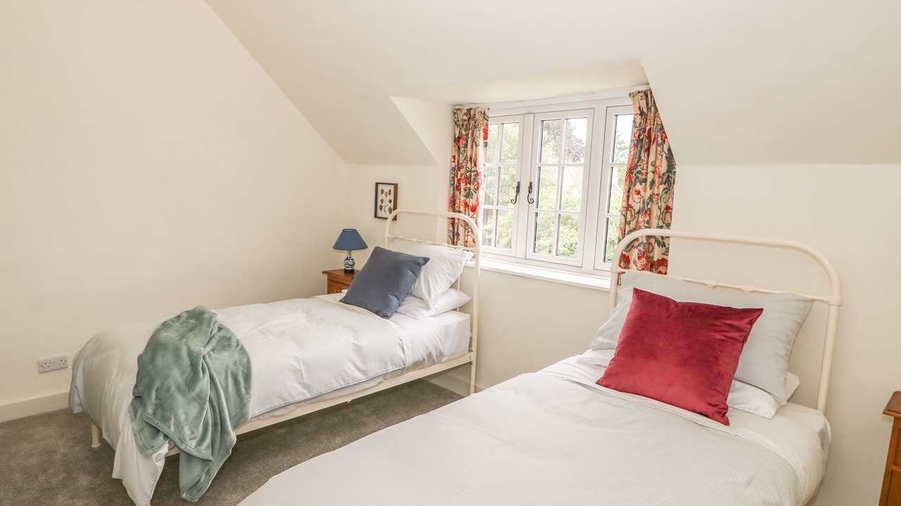 Photo of Bedroom in Longdon