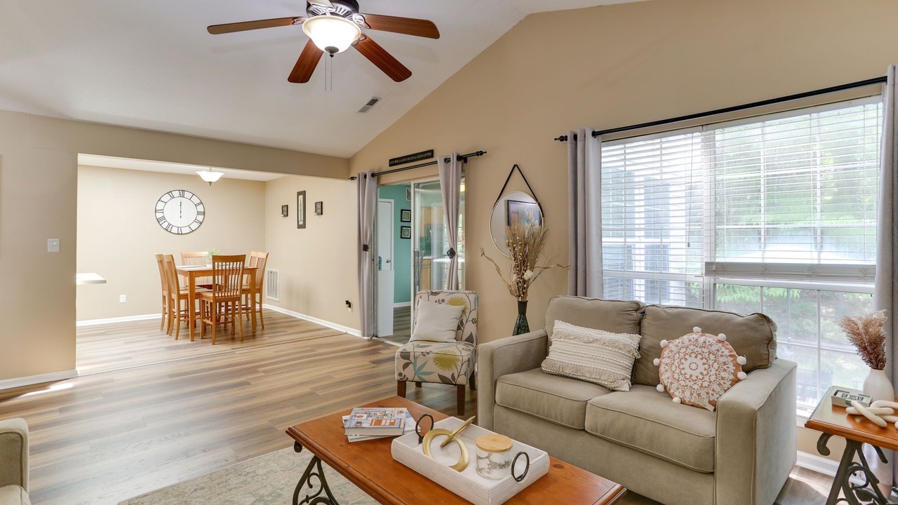 Photo of Livingroom in Williamsburg