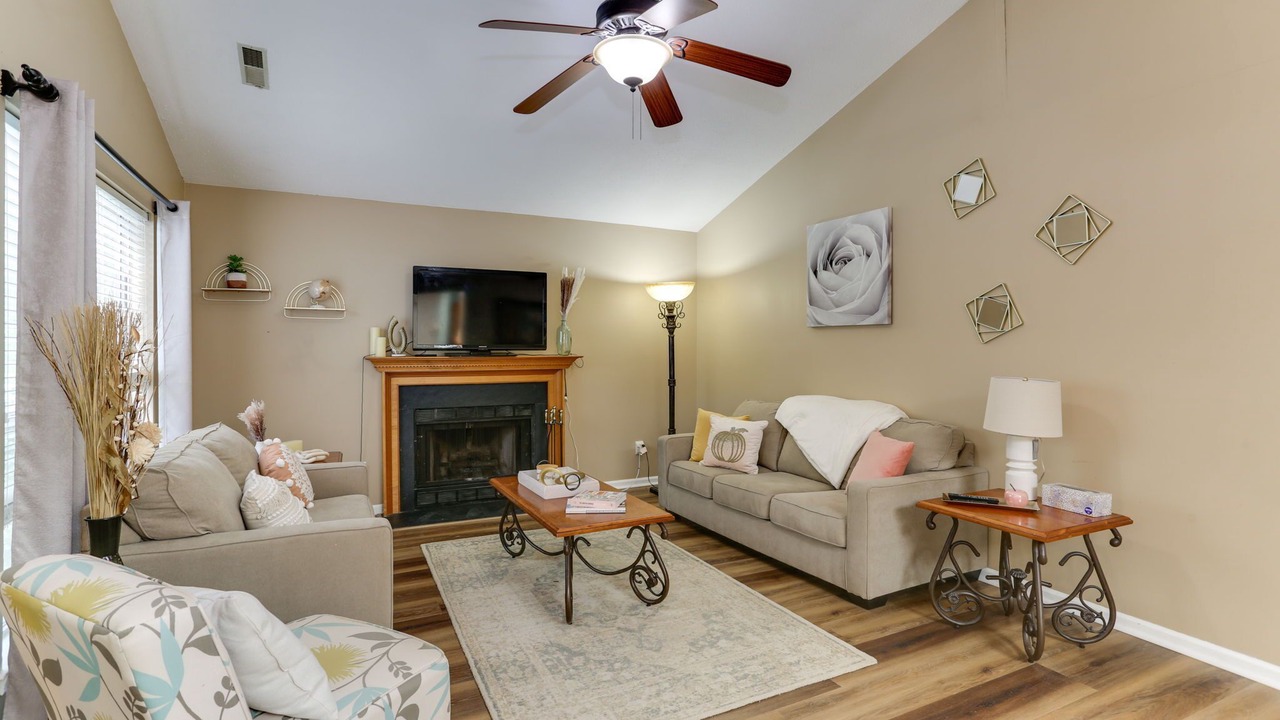 Photo of Livingroom in Williamsburg