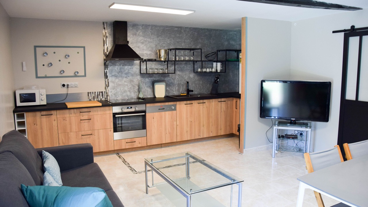 Photo of Livingroom in Saint-Aulaye-Puymangou