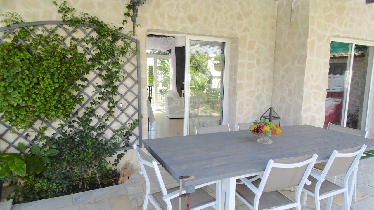 Photo of Outdoor in Guia