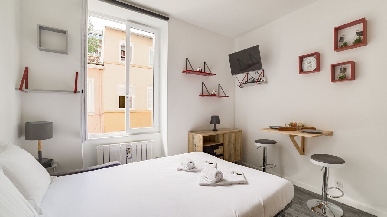 Photo of Bedroom in Villette - Maisons Neuves