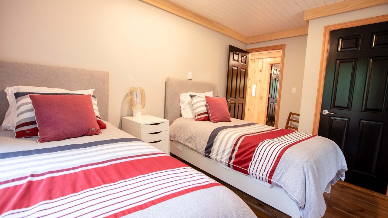 Photo of Bedroom in MacTier