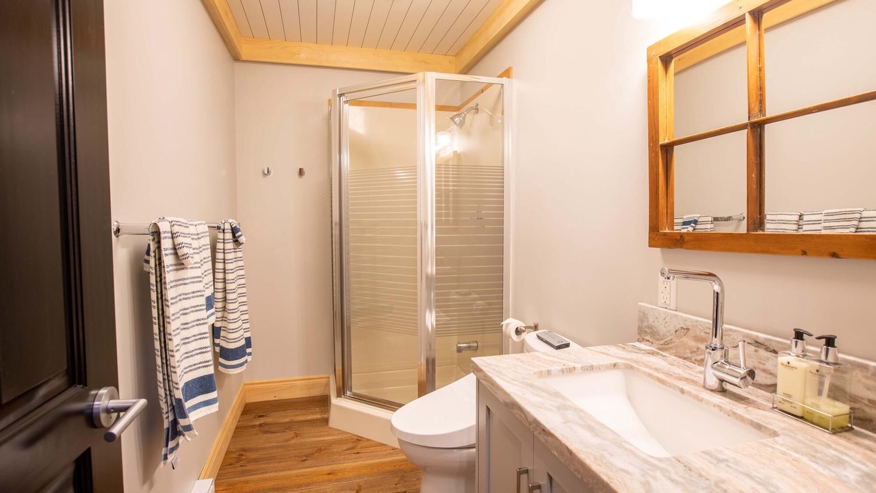 Photo of Bathroom in MacTier