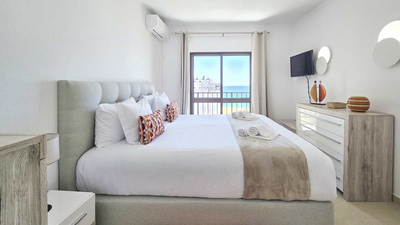 Photo of Bedroom in Praia da Rocha