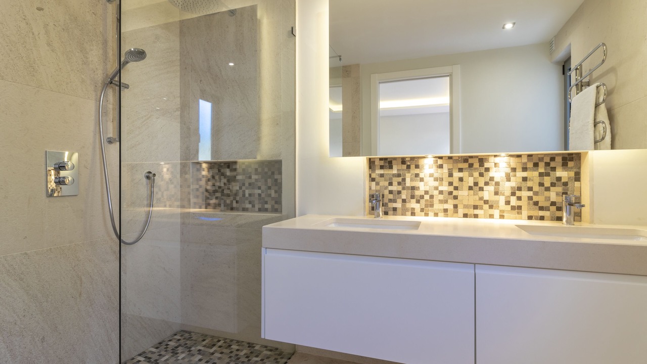 Photo of Bathroom in Ferragudo