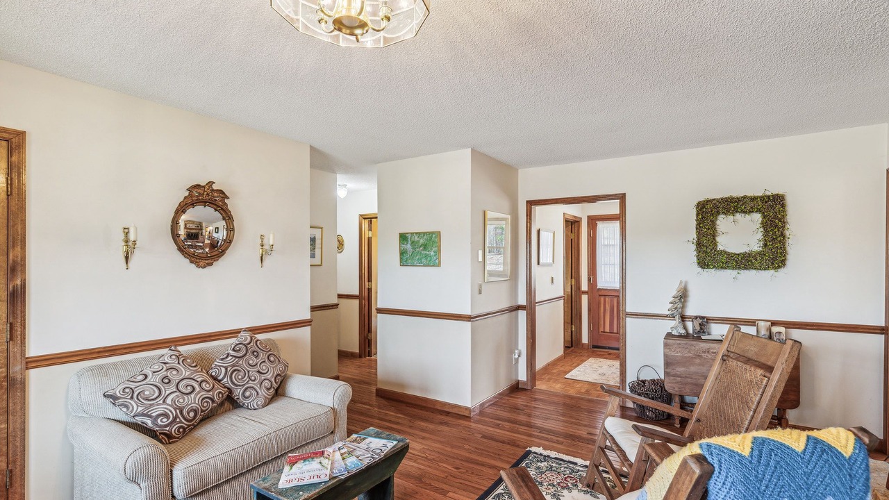 Photo of Livingroom in Lake Lure