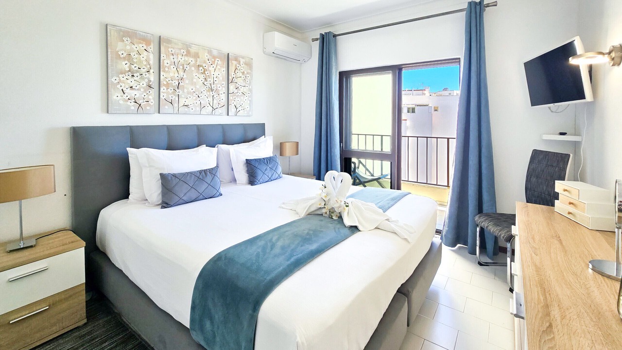 Photo of Bedroom in Praia da Rocha