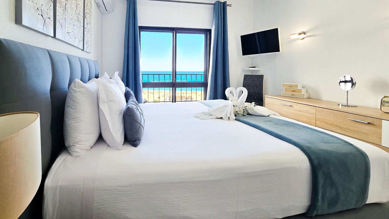 Photo of Bedroom in Praia da Rocha