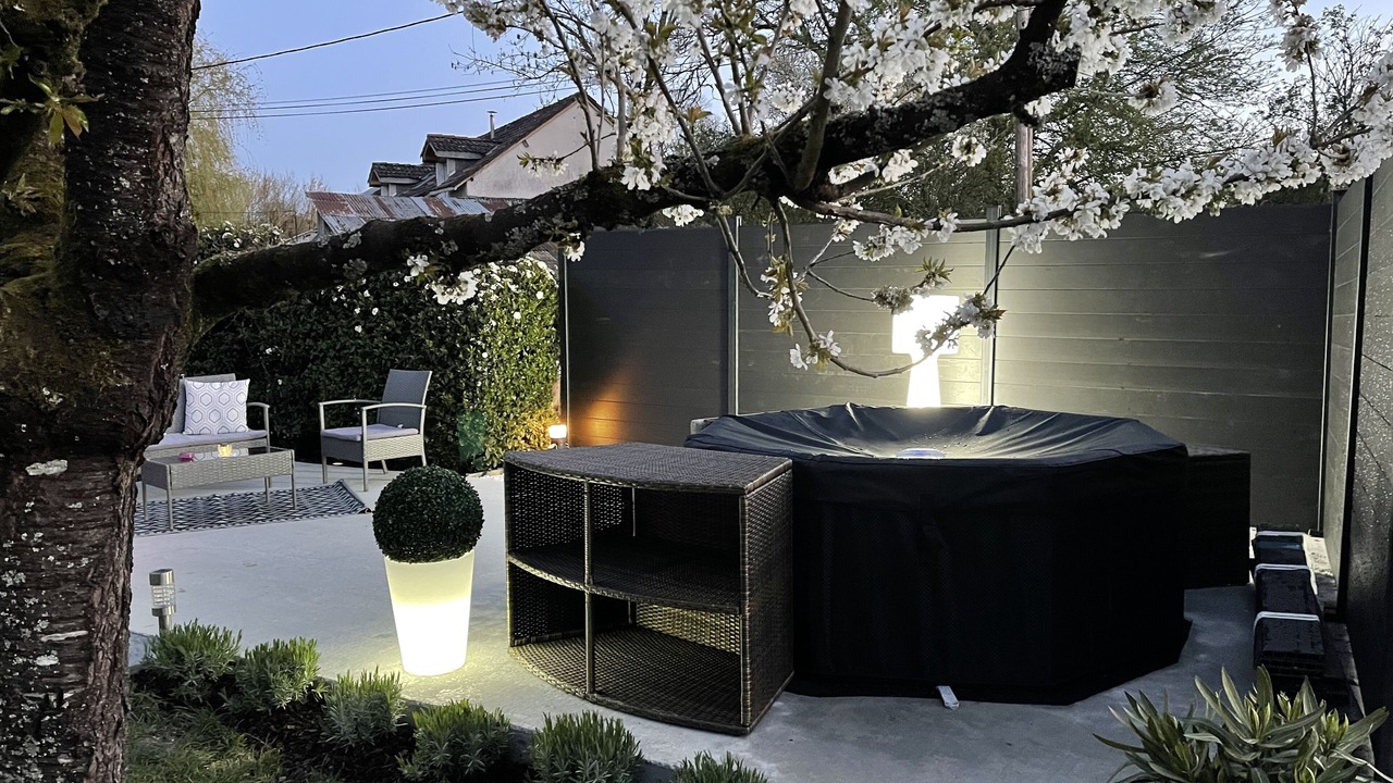 Photo of Outdoor in Veuil