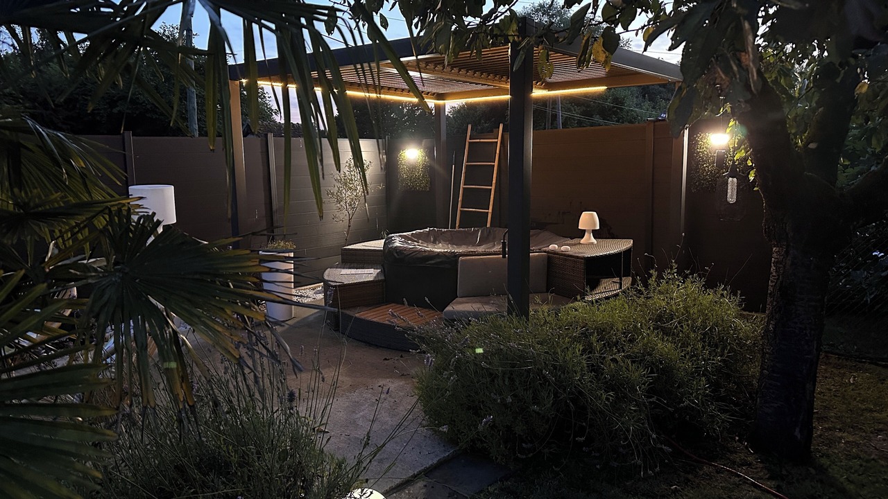 Photo of Patio Balcony in Veuil