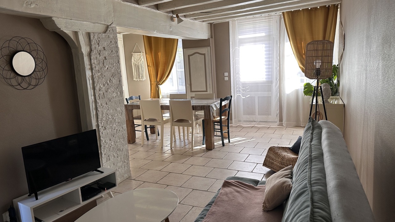 Photo of Livingroom in Veuil