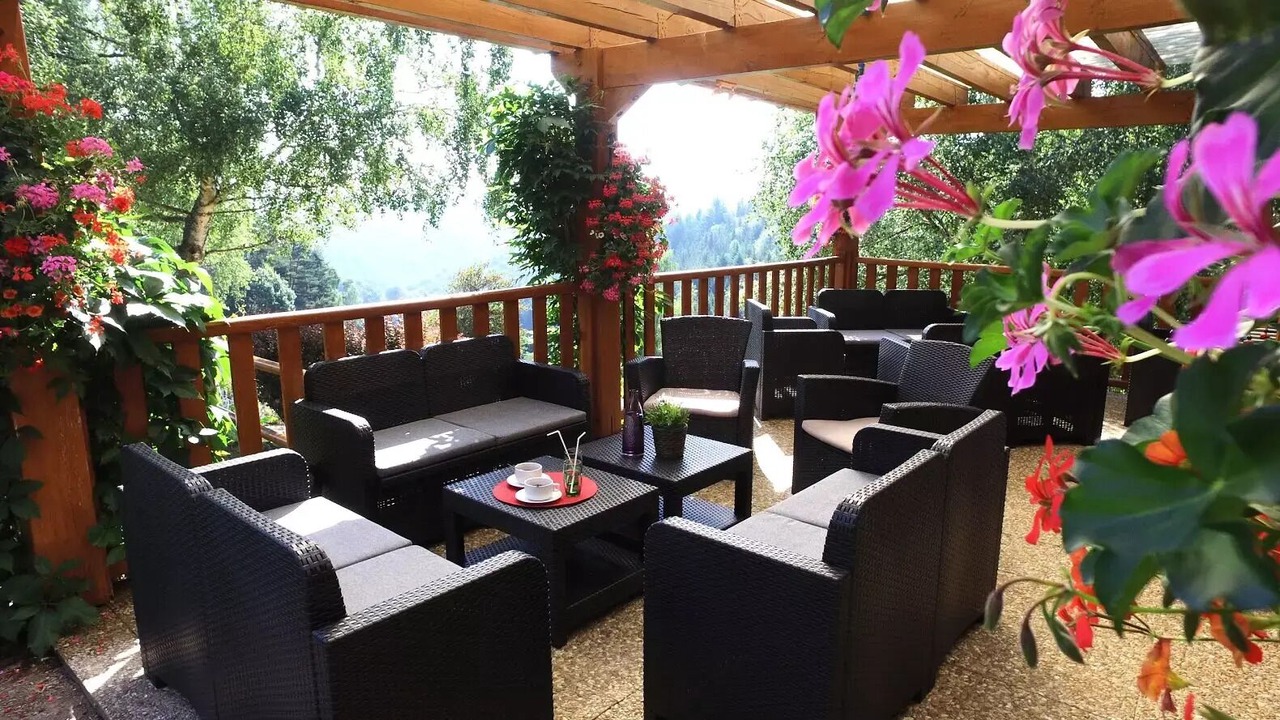 Photo of Patio Balcony in Chaudes-Aigues