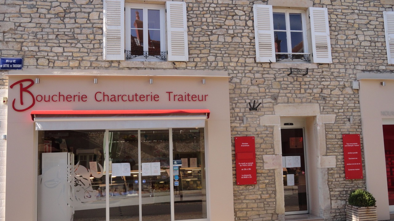 Photo of Others in Meursault