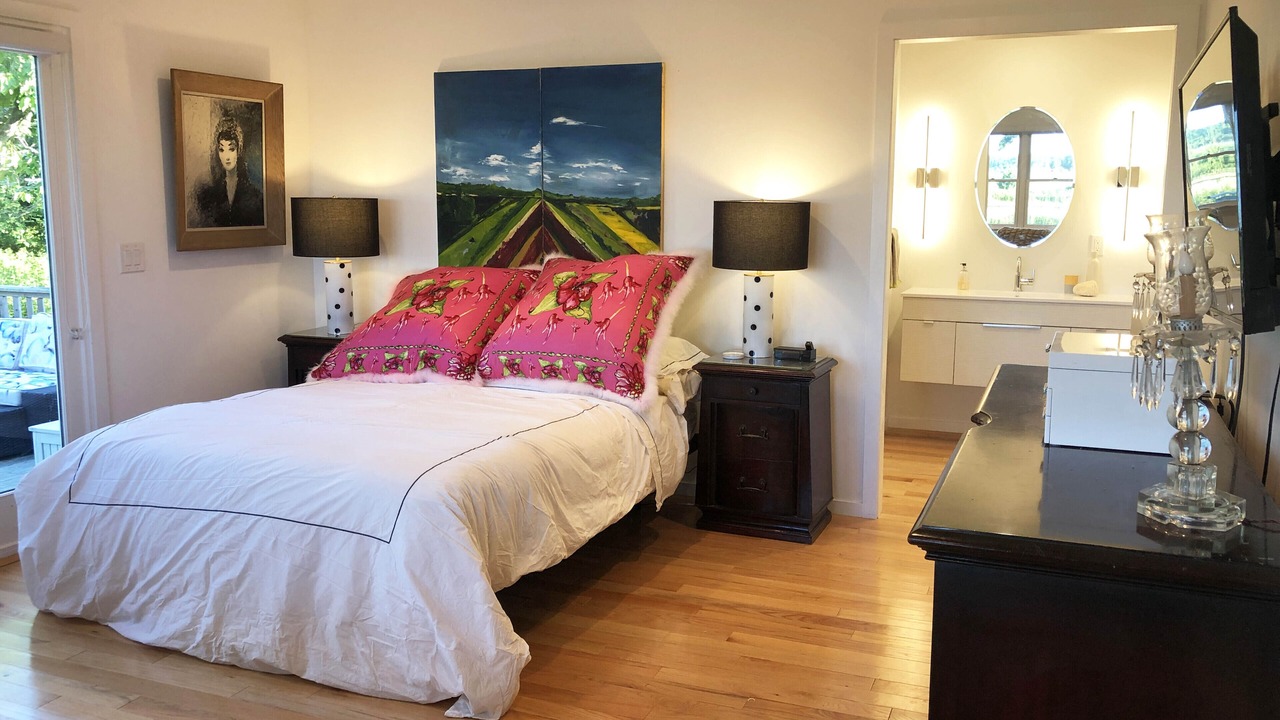 Photo of Bedroom in Cutchogue