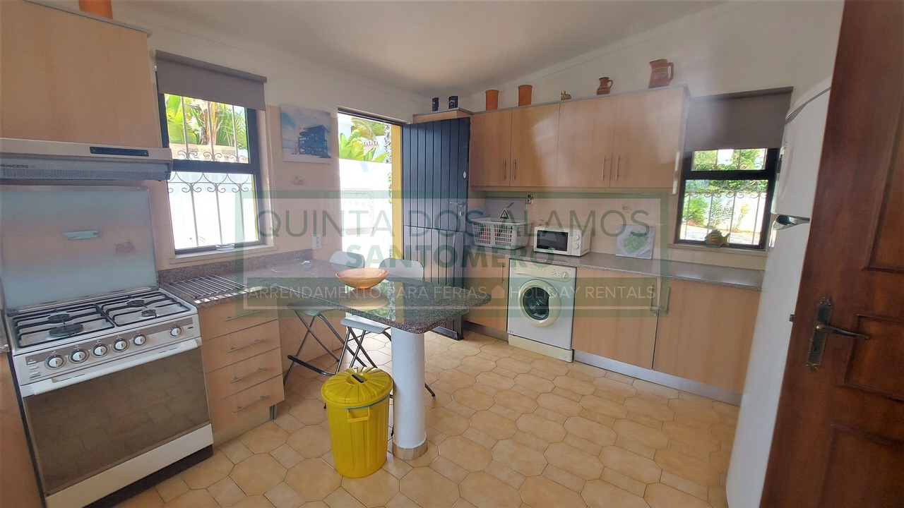 Photo of Kitchen in Guia