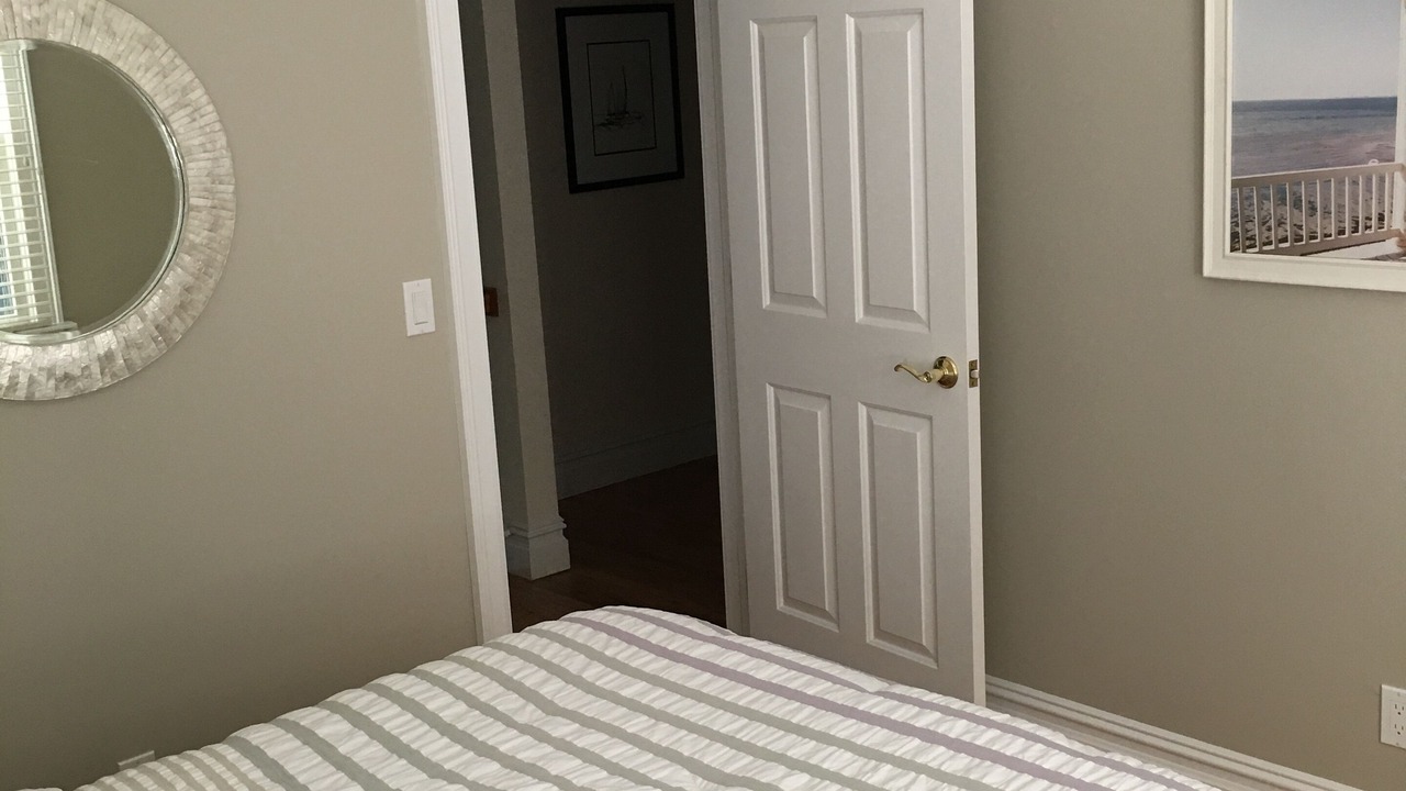 Photo of Bedroom in Wainscott Woods
