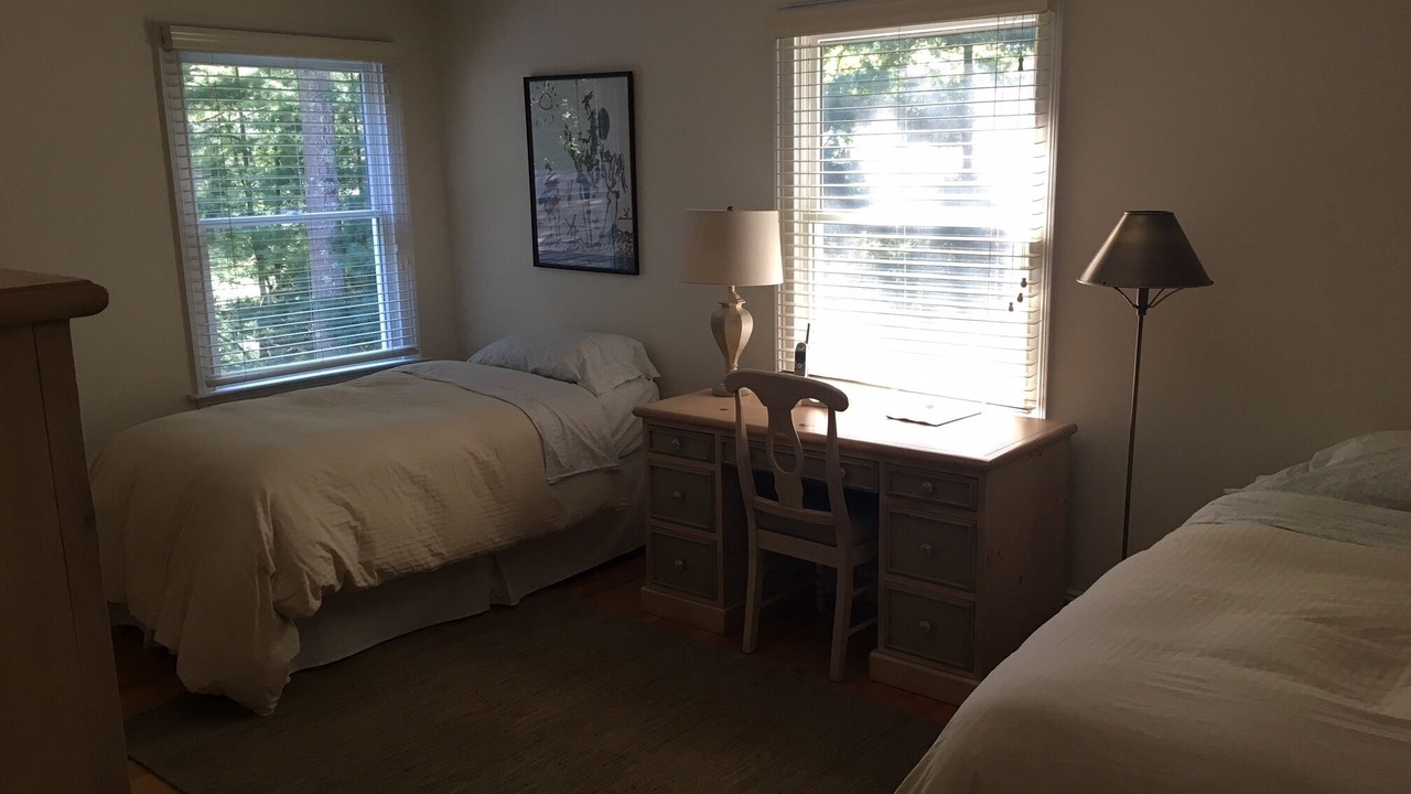 Photo of Bedroom in Wainscott Woods