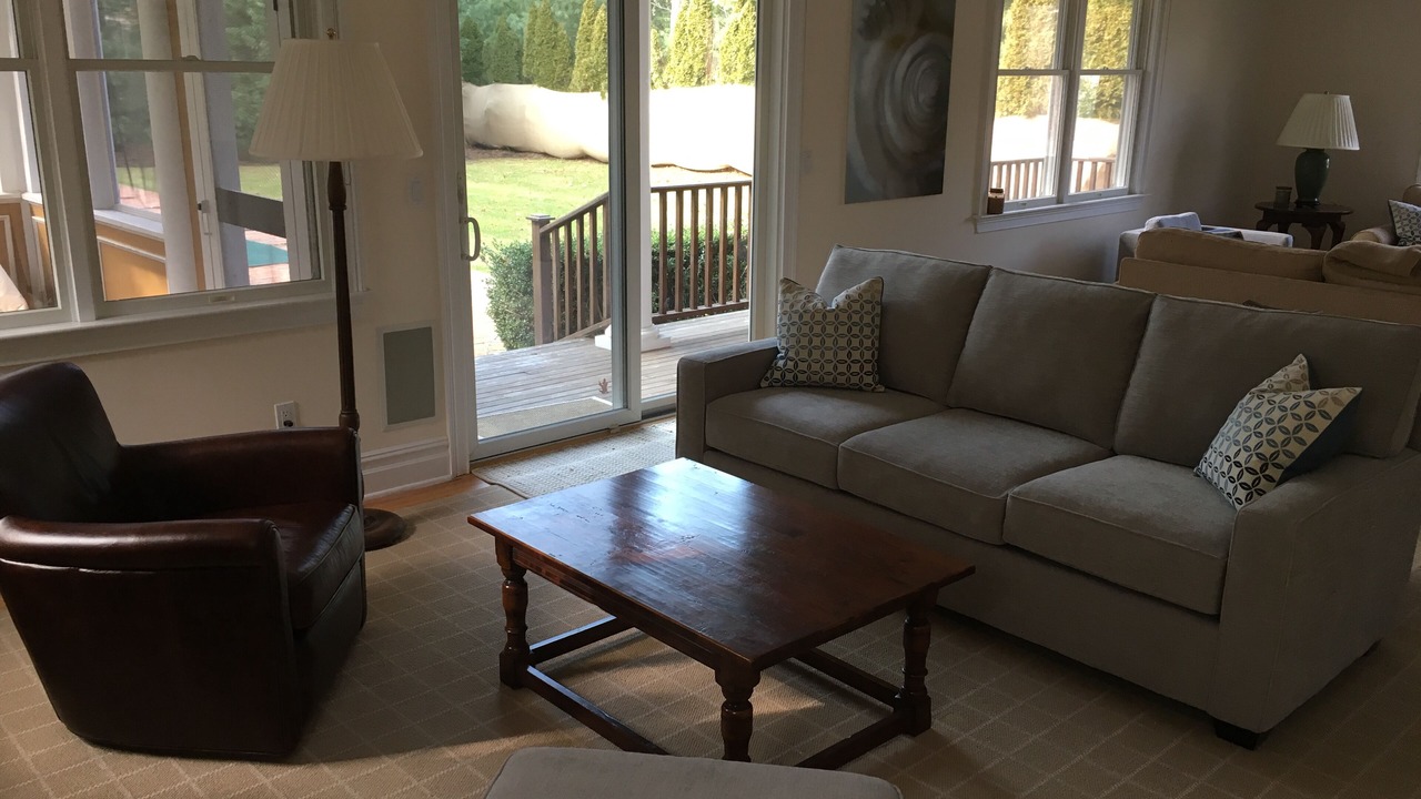 Photo of Bedroom in Wainscott Woods